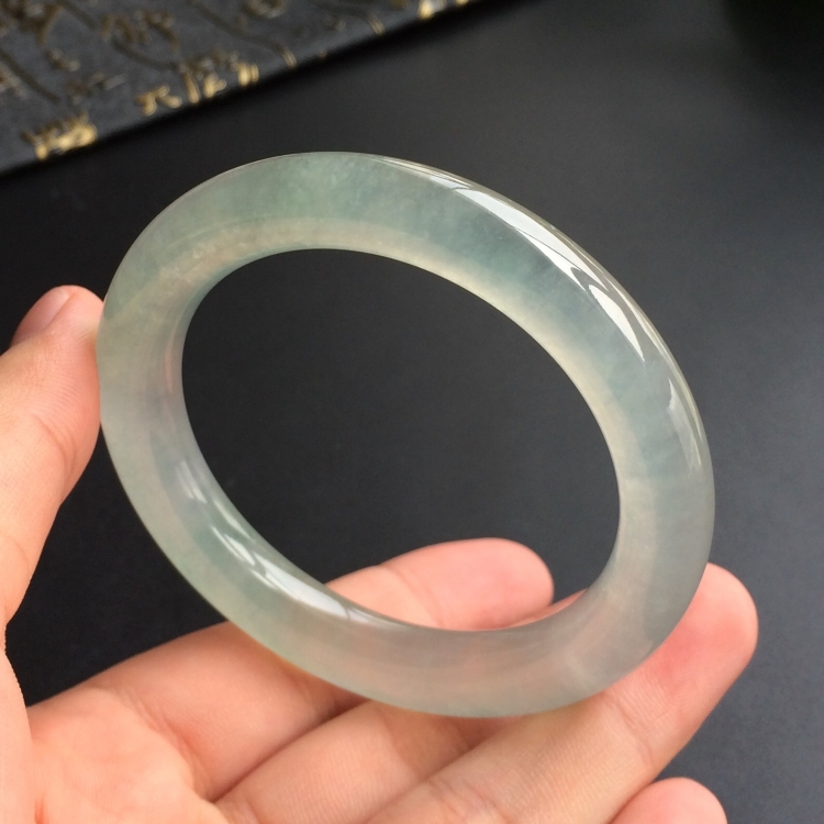 (超值推荐)冰种晴水圆条手镯(54.3mm)