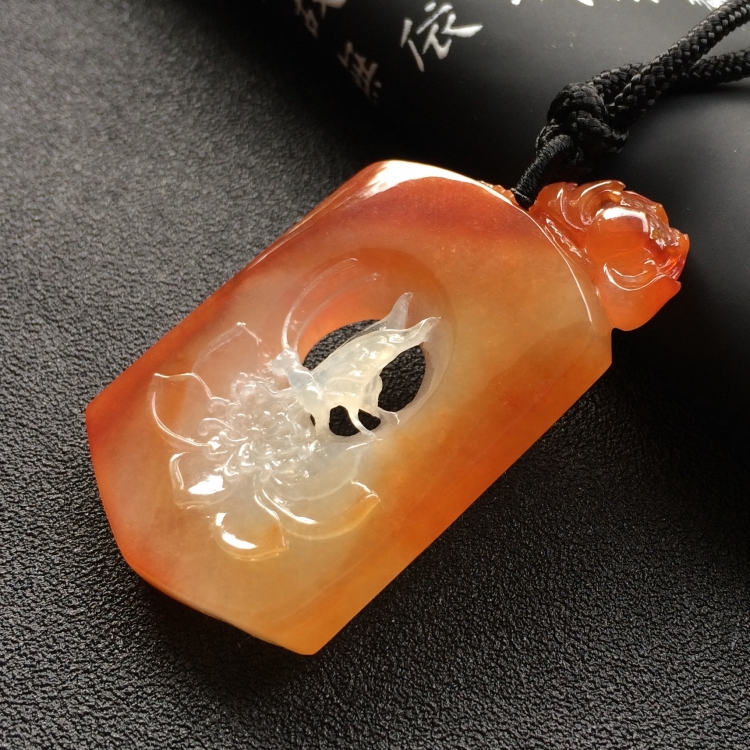 （超值推荐）糯冰种红黄翡蝶恋花挂件