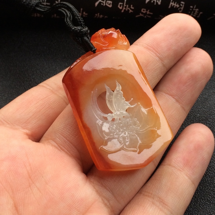 （超值推荐）糯冰种红黄翡蝶恋花挂件