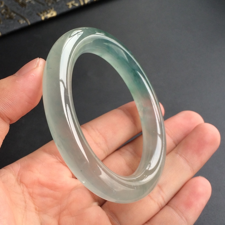 (超值推荐)冰种飘花圆条手镯(55mm)