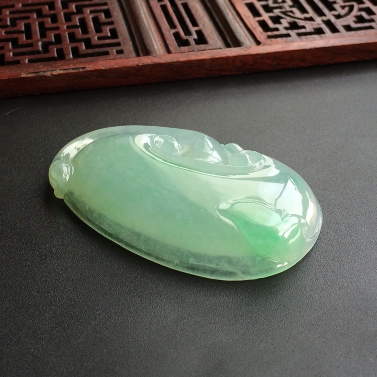 (超值推荐)糯冰种飘翠如意挂件