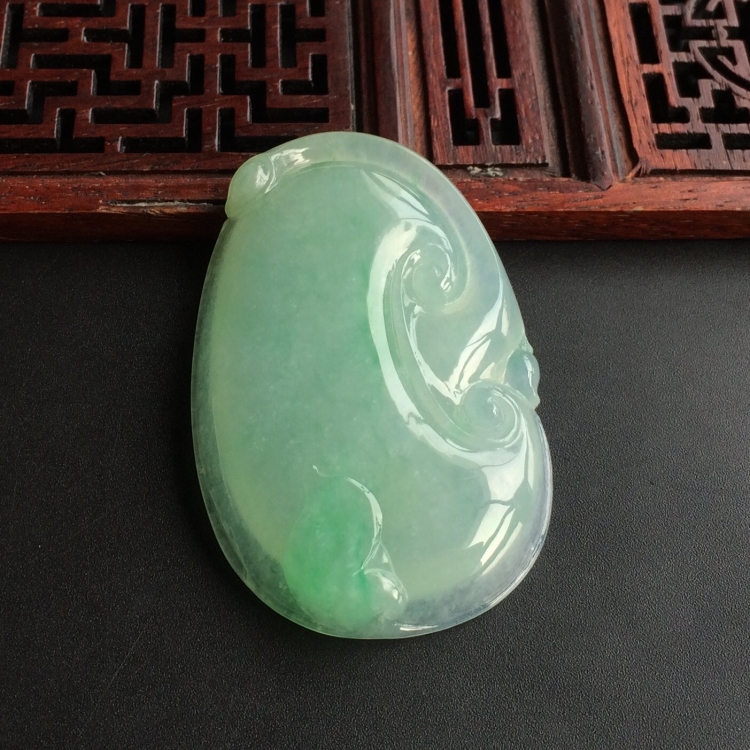 (超值推荐)糯冰种飘翠如意挂件