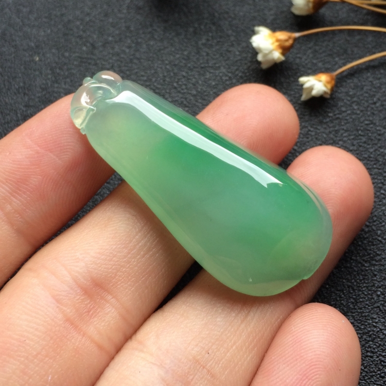 （超值推荐）冰种飘翠福瓜挂件