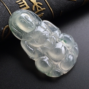 (超值推荐)冰种略飘花观音挂件