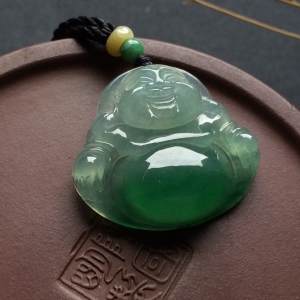 （超值推荐）冰种飘翠玉佛挂件