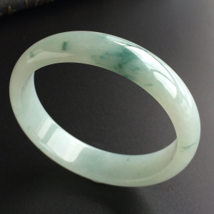 (超值推荐)糯冰种飘花手镯(57.4mm)