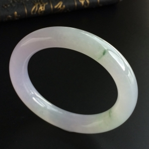 (超值推荐)糯冰种紫罗兰飘花圆条手镯(56mm)