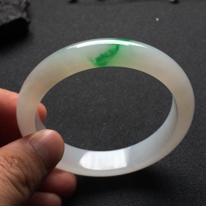 （超值推荐）糯冰种飘翠手镯（56.6mm）