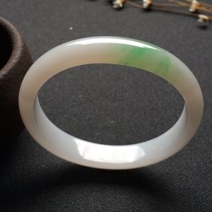 （超值推荐）糯冰种飘翠贵妃镯（56.3mm-49.3mm）