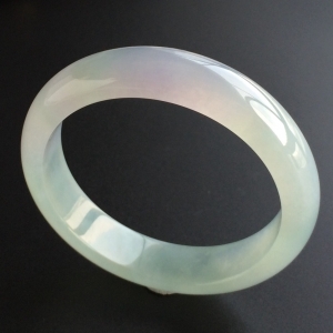 (超值推荐)冰种晴水略带紫罗兰手镯(57.2mm)