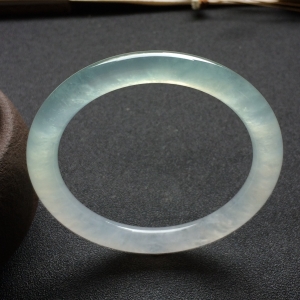 （超值推荐）冰种晴水圆条手镯（55mm）