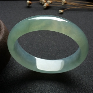 （超值推荐）冰种晴水贵妃镯（59.8mm-52.3mm）