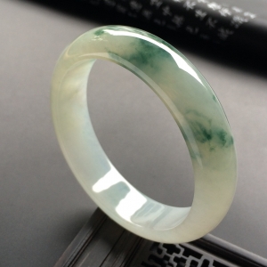 （超值推荐）糯冰种飘花手镯（59mm）