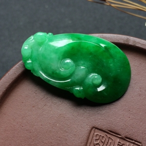 （超值推荐）糯冰种翠色如意挂件