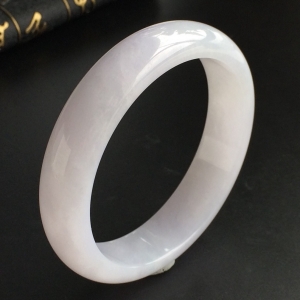 (超值推荐)糯冰种淡紫罗兰手镯(58mm)