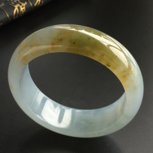 (超值推荐)糯冰种飘花手镯(59.2mm)