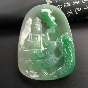 （超值推荐）糯冰种飘翠降龙观音挂件
