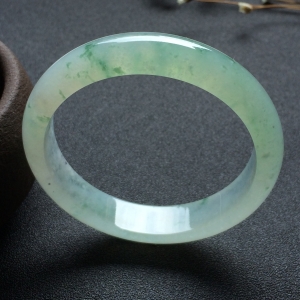 （超值推荐）冰种飘花手镯（55mm）