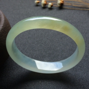 （超值推荐）冰种晴水贵妃镯（53.6mm-47.4mm）