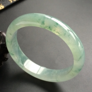 (超值推荐)冰种飘花手镯(57.6mm)