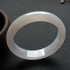（超值推荐）糯冰种淡紫罗兰手镯（54.4mm）
