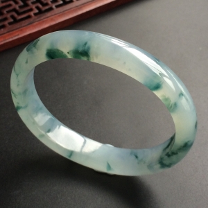 (超值推荐)冰种飘花贵妃镯(54.2mm-45.6mm)