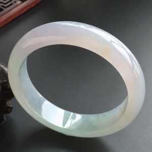 (超值推荐)糯冰种晴水淡紫罗兰手镯(57mm)