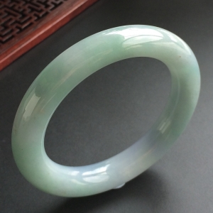 (超值推荐)糯冰种晴水略带紫罗兰圆条手镯(54.5mm)