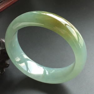 (超值推荐)糯冰种晴水褐黄翡手镯(58.5mm)