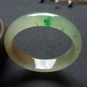 （超值推荐）冰种三彩手镯（57.5mm）