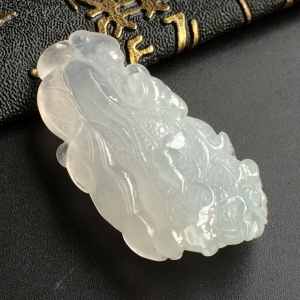 (超值推荐)冰种无色白菜挂件