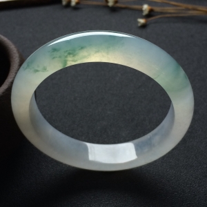 （超值推荐）冰种飘花手镯（57mm）