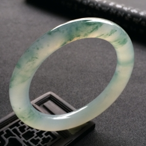 （超值推荐）冰种飘花圆条手镯（54.4mm）