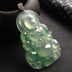 （超值推荐）冰种飘绿花观音挂件