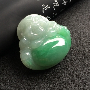 （超值推荐）糯冰种飘翠玉佛挂件