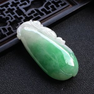 （超值推荐）糯冰种绿晴水福瓜挂件