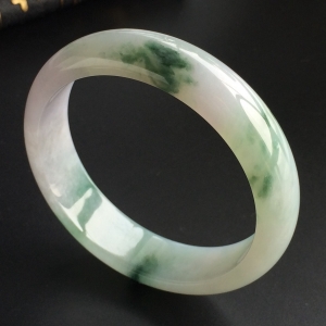(超值推荐)糯冰种飘花手镯(58.7mm)