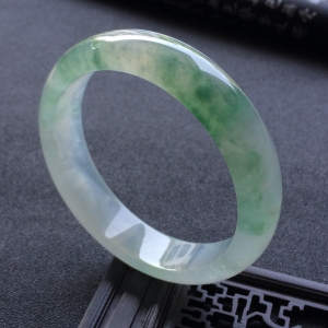 （超值推荐）冰种飘花手镯（58.8mm）