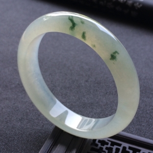 （超值推荐）糯冰种飘花手镯（58.3mm）