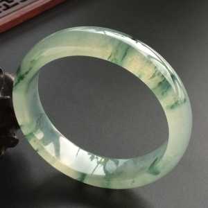 (超值推荐)冰种飘花手镯(52.8mm)
