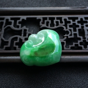 （超值推荐）糯冰种飘翠如意挂件