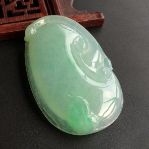 (超值推荐)糯冰种飘翠如意挂件
