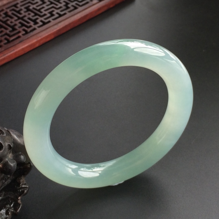 (超值推荐)冰种晴水圆条手镯(54.3mm)