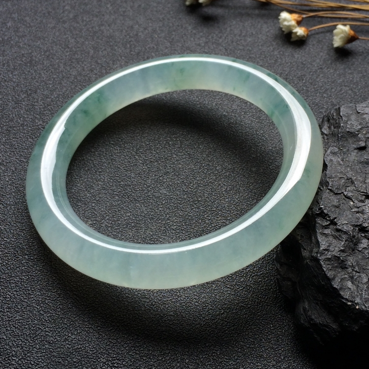 （超值推荐）冰种飘花圆条手镯（56.2mm）