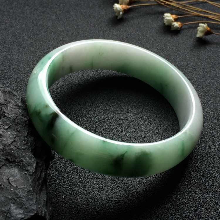 （超值推荐）糯冰种飘花手镯（57.1mm）