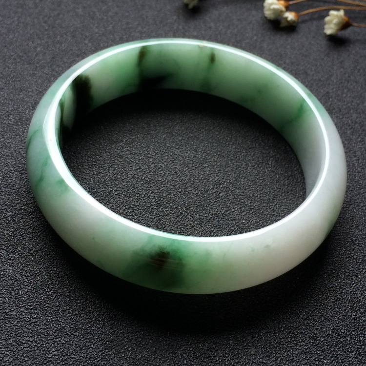 （超值推荐）糯冰种飘花手镯（59mm)