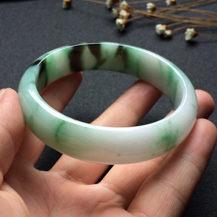 （超值推荐）糯冰种飘花手镯（59mm)