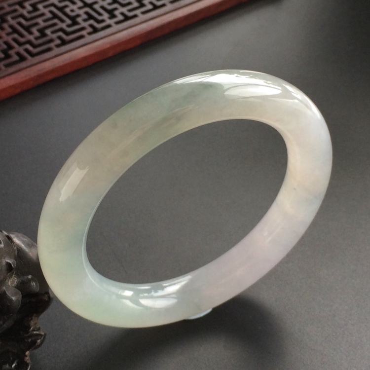 (超值推荐)冰种略飘花圆条手镯(55mm)