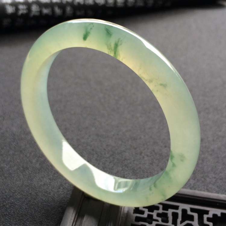 （超值推荐）冰种飘花手镯（55.5mm）