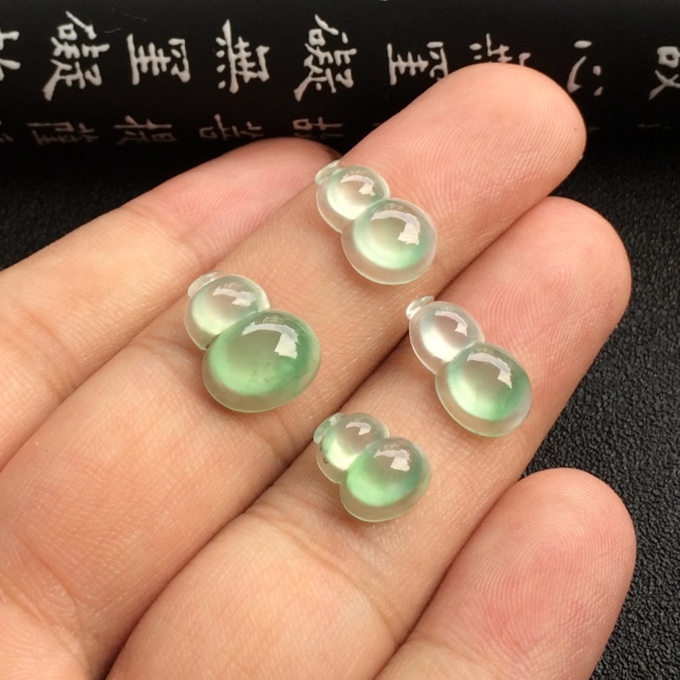 （超值推荐）冰种晴水葫芦戒面（一批走）